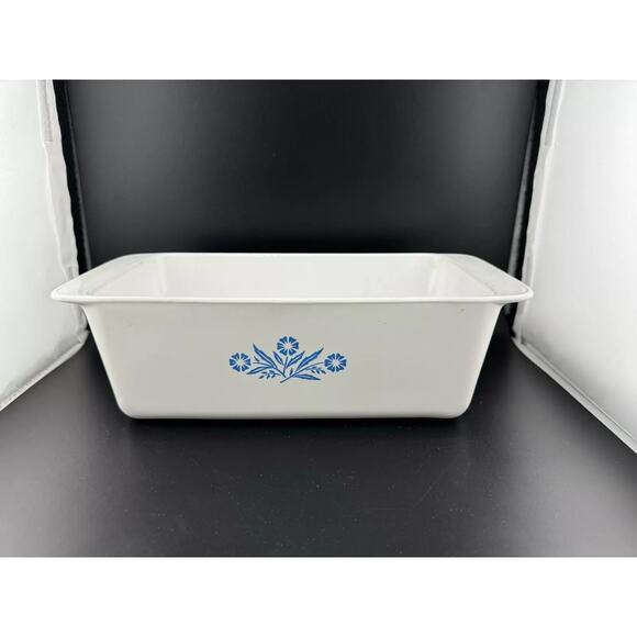 Vintage Corning Ware Blue Cornflower Loaf Pan, P-315-B - Picture 4 of 8